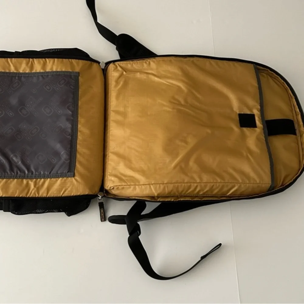 Ogio Durable Padded Breathable Black Axle Travel Laptop iPad Backpack Carrier